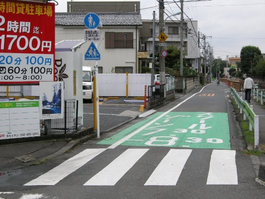 谷家駐車場 ‐坂本床屋南側‐