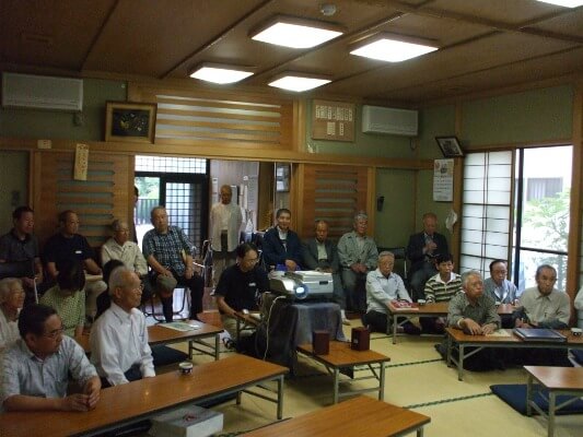 6月8日、金子橋地区センターで開催された「日野の用水を語る会」：NHKの取材もありました。